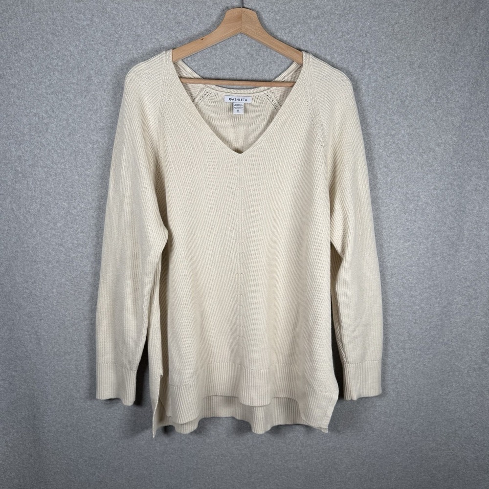 Athleta Hanover Refined V-Neck Sweater cream size XL‎
